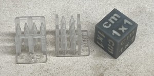 Butelki wódki 0,5l - typ 1 - otwarte - 8 sztuk - 1:48