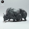 35130602_wild-yak-grazing-5.jpg