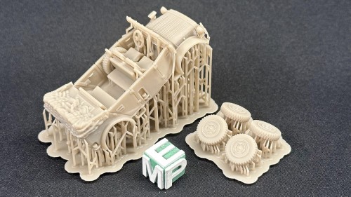 72011249_Horch108_Folded_1-72_2.jpg