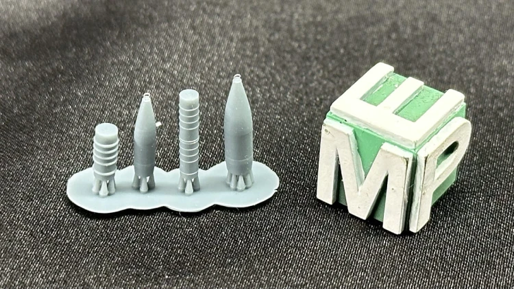 72041172_72041173_72041174_72041175.jpg