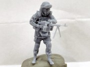 RussianSoldier_MG-GasMask_2.jpg