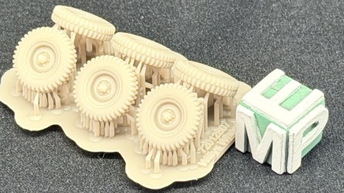 _72012807_SuperJeep_Wheels_1-72_2.jpg