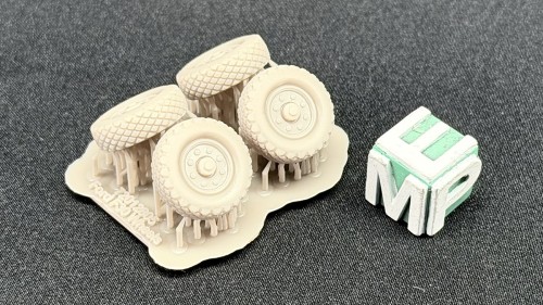 72012805_FordF30_Wheels_1-72_2.jpg