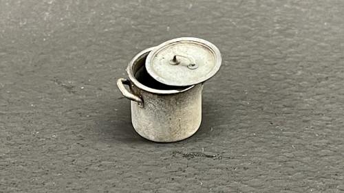 35060211_Garnki 15l z pokrywkami .jpg