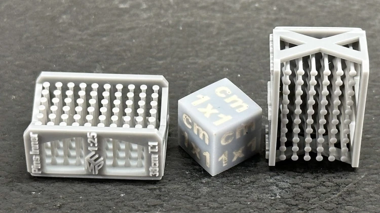 25170254_Inner pins for PzIII-PzIV 38cm tracks.jpg