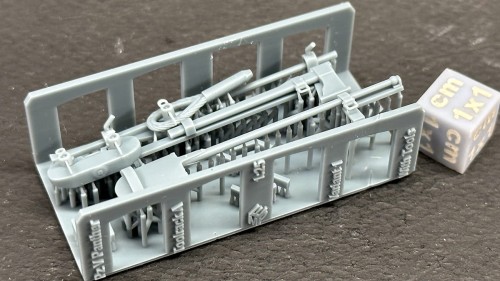 25040826_Mocowanie narzędzi (pełne) - typ A-1 - Pz V.jpg
