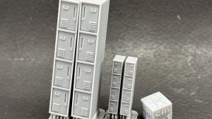 Szafka szatniowa/warsztatowa 4 drzwi - 2 sztuki - 1:48