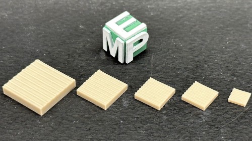 35121123_Płytki chodnikowe - kierunkowa.jpg