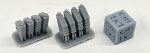 Butelki/bańki olej samochodowy - typ 4 - 4 sztuki - 1:72