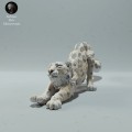 35130216_resize-snow-leo-stretch-2.jpg